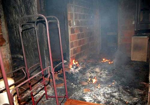 Homem incendeia casa após brigar com a esposa; já é o 3º caso em um mês em Alagoas