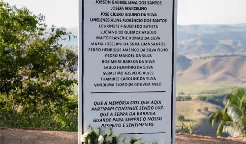 Homenagem na Serra da Barriga Marca um Ano da Tragédia que Custou 20 Vidas