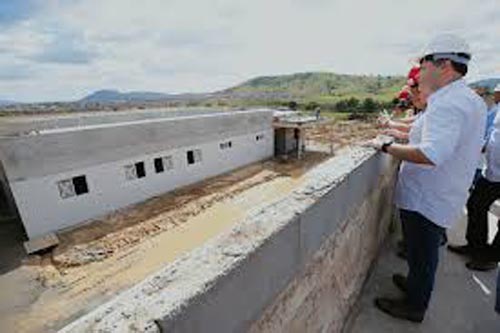 Governador Renan Filho sinaliza para prefeito de União que vai abrir hospital regional em junho