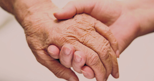 Idosos são retratados de forma estereotipada pela mídia