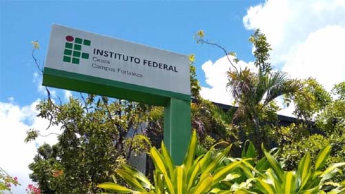 Professores e técnicos do IFCE aceitam proposta do governo federal e greve pode acabar