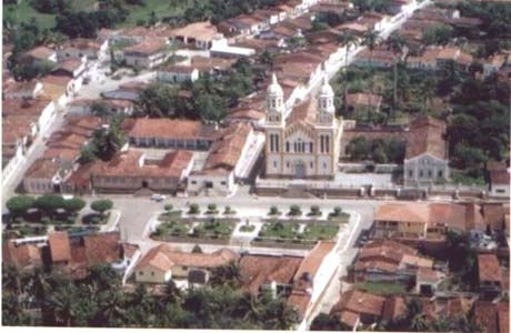 Criminosos invadem distribuidora e roubam botijões de gás em Igreja Nova 