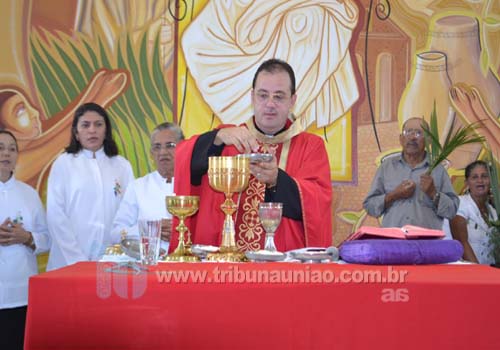 Católicos de União participam do Domingo de Ramos 