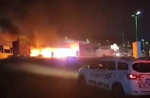 Incêndio destrói estrutura do festival The Town em São Paulo