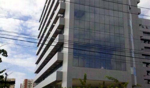 Sala de Edificio empresarial na jatiuca em Maceió é atingida por incêndio