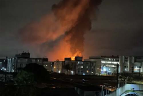 Incêndio é registrado em indústria de plástico na parte alta de Maceió