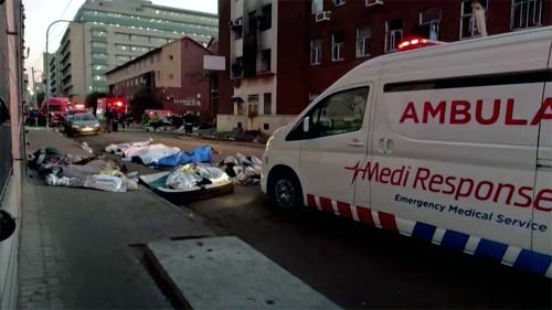 Incêndio a prédio de imigrantes deixa 73 mortos em Joanesburgo