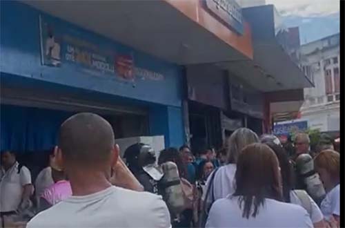 Incêndio Leva Pânico ao Centro de Maceió