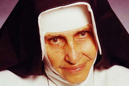 Papa Francisco decreta canonização de Irmã Dulce