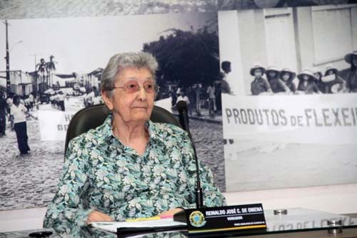 Prefeita de Flexeiras edita decreto de prevenção ao Covid-19 com suspensão de feirantes advindos de outras cidades