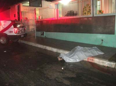 Jovem é perseguido e assassinado com dois tiros