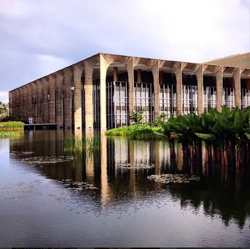 Provas do Concurso para o Itamaraty são suspensas