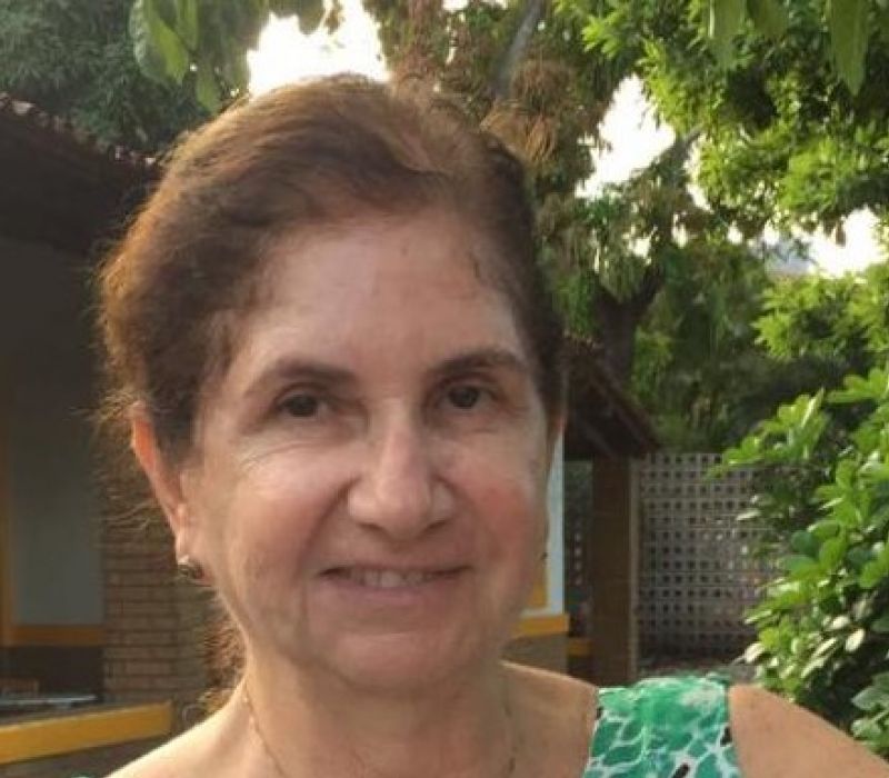 Esposa de ex-governador é internada no hospital Arthur Ramos durante à madrugada; suspeita é de Covid-19