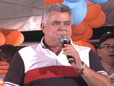 Deputado João Beltrão recebe alta e deixa hospital