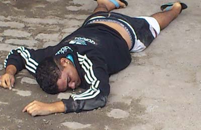 Após assaltar autopeças, ladrão morre crivado de balas