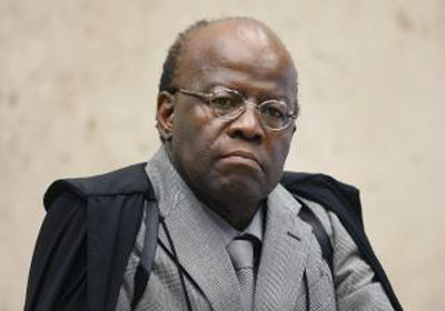 OAB cobra investigação contra Joaquim Barbosa