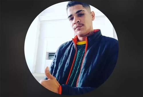 Jovem é executado com quase 20 disparos de pistola em via pública