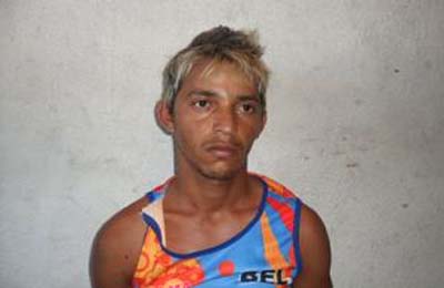 Jovem é assassinado com vários tiros em Inhapi 