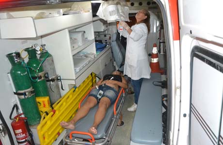 Jovem toma veneno para rato dentro de coletivo em Marechal Deodoro