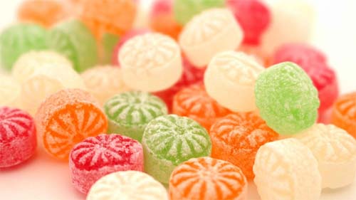 Pirulitos, jujubas e bombons: Prefeitura de Santa Quitéria quer comprar mais de R$ 300 mil em doces