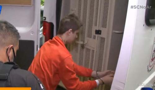 Assassino de Saudades fica calado ao ser perguntado se está arrependido do ataque