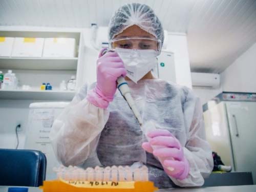 Lacen/AL recebeu mais de 29 mil exames RT-PCR em 2021 e liberou quase 28 mil resultados