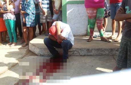 Idoso de 63 anos é morto a tiros na porta de bar em Craíbas