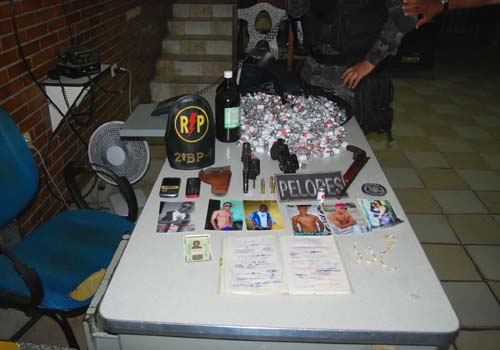 PM quando caçava assassinos descobre laboratório de fabricação de loló em União dos Palmares