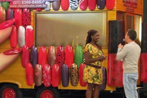 Globo é condenada a indenizar manicure que participou do Caldeirão do Huck