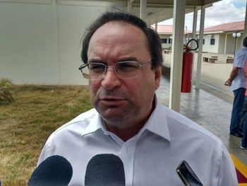  Luciano Barbosa anuncia que fará exame para Covid-19 após Renan Filho testar positivo