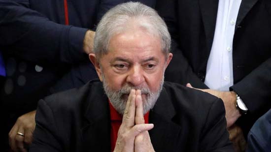 TRF-4 nega últimos recursos e Lula depende do STF para não ser preso