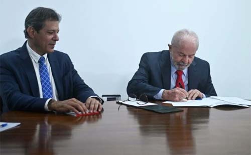 Governo Lula pretende voltar com a cobrança do seguro DPVAT