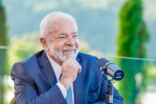Em um dia, Lula libera R$ 2,1 bi em emendas para agradar Congresso
