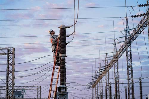 Reformas no Setor de Distribuição de Energia Prometem Modernização e Investimentos Aumentados