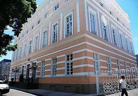 Deputados são intimados a se defender em ação de improbidade