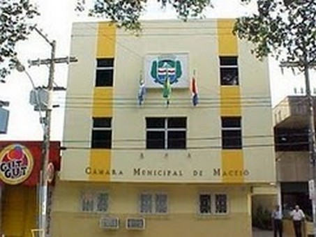 Vereadores de Maceió vão custar mais de R$ 1 milhão