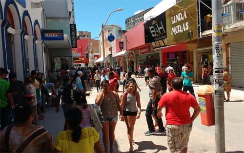 Centro de Maceió e shoppings abrem em horário normal no feriado de Nossa Senhora da Conceição