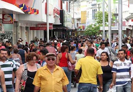 Confira o que abre o que fecha durante os feriados de final de ano