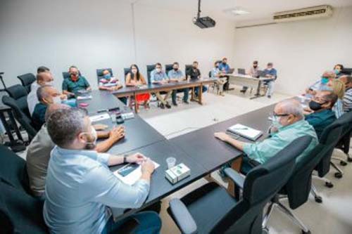 Maceió prepara mutirão de combate à covid-19 em feiras, orla e mercados públicos