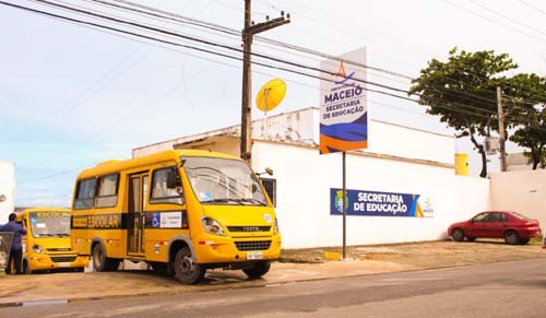 Coleta de dados em escolas para a fabricação do cartão BEM começa em Maceió