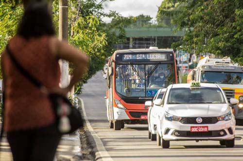 Entidades nacionais de transporte protocolam carta aberta contra regulamentação do taxi em Mcaceío