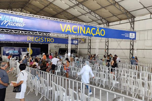 Hoje e amanhã Maceió vai vacinar apenas quem precisa tomar a 2ª dose