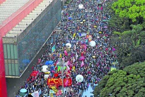 Oposição se mobiliza para manifestações contra Bolsonaro