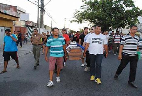 PMs decidem paralisar por 24 horas as atividades em dois batalhões