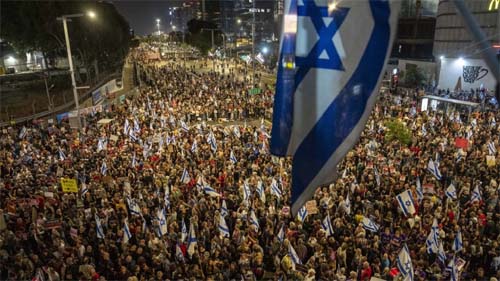 Manifestações em Israel para um cessar-fogo em Gaza e renúncia do primeiro-ministro