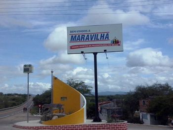 Homem é assassinado com tiro na cabeça no quintal de casa em Maravilha