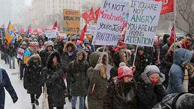 Marcha das Mulheres reúne milhares pelo mundo