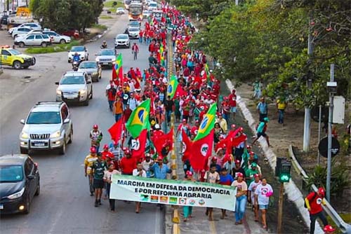 Marcha dos trabalhadores rurais chega a Maceió