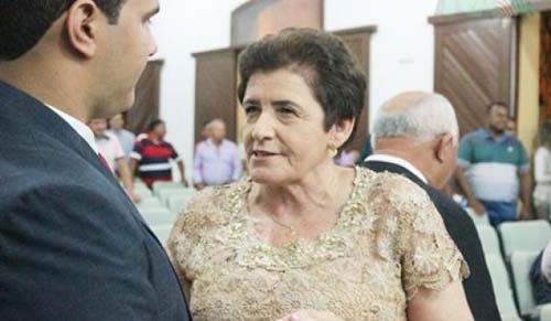 Prefeita de Piranhas é investigada por gastar 11 milhões com advogados