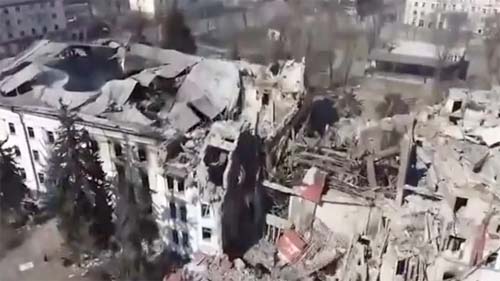 Mariupol: situação 'vai além de um desastre humanitário', diz prefeito